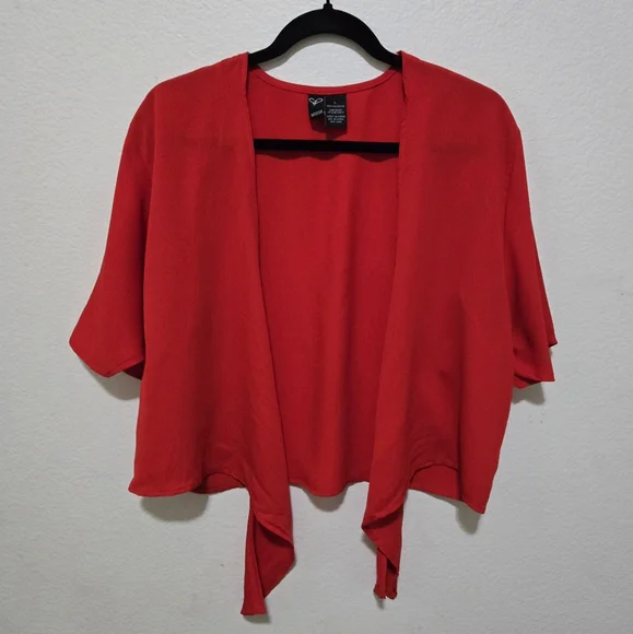 Windsor Red Tie Front Top Short Sleeves Size Large - Picture 9 of 15